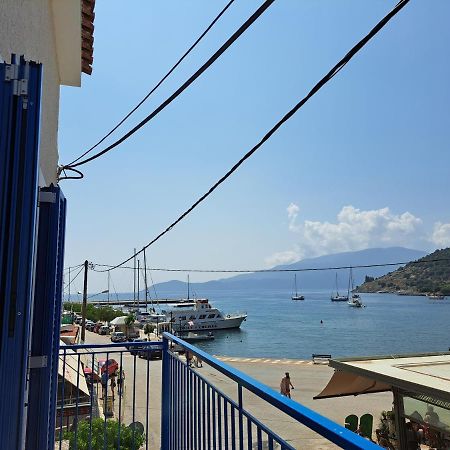 Blue Moon Apartment Agia Efimia Exterior photo
